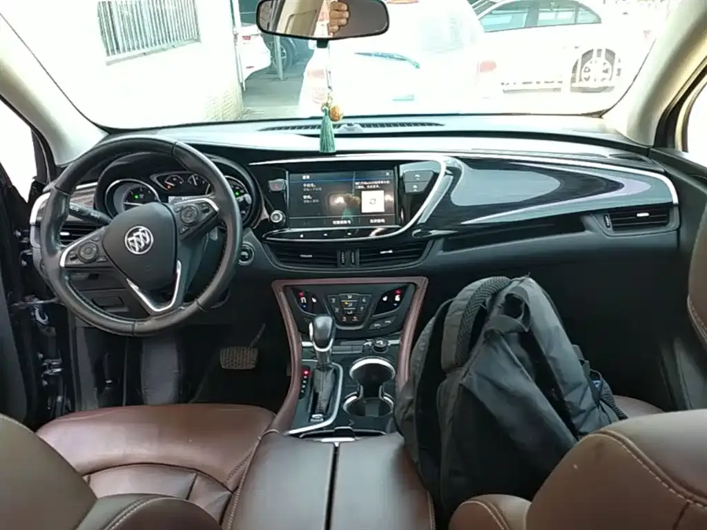 Buick Envision Plus — фото 3