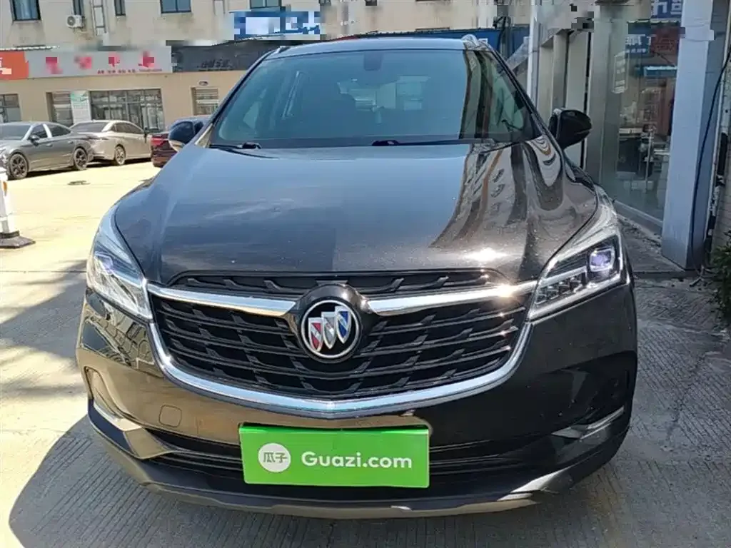 Buick Envision Plus — фото 2