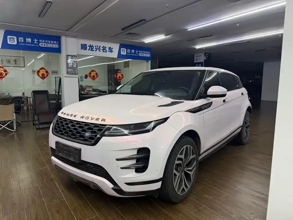 Land Rover Evoque — фото 1