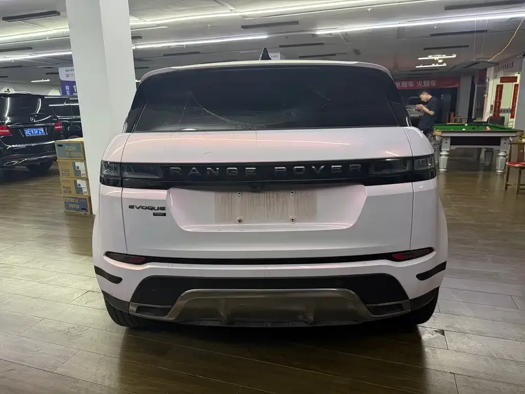 Land Rover Evoque — фото 6