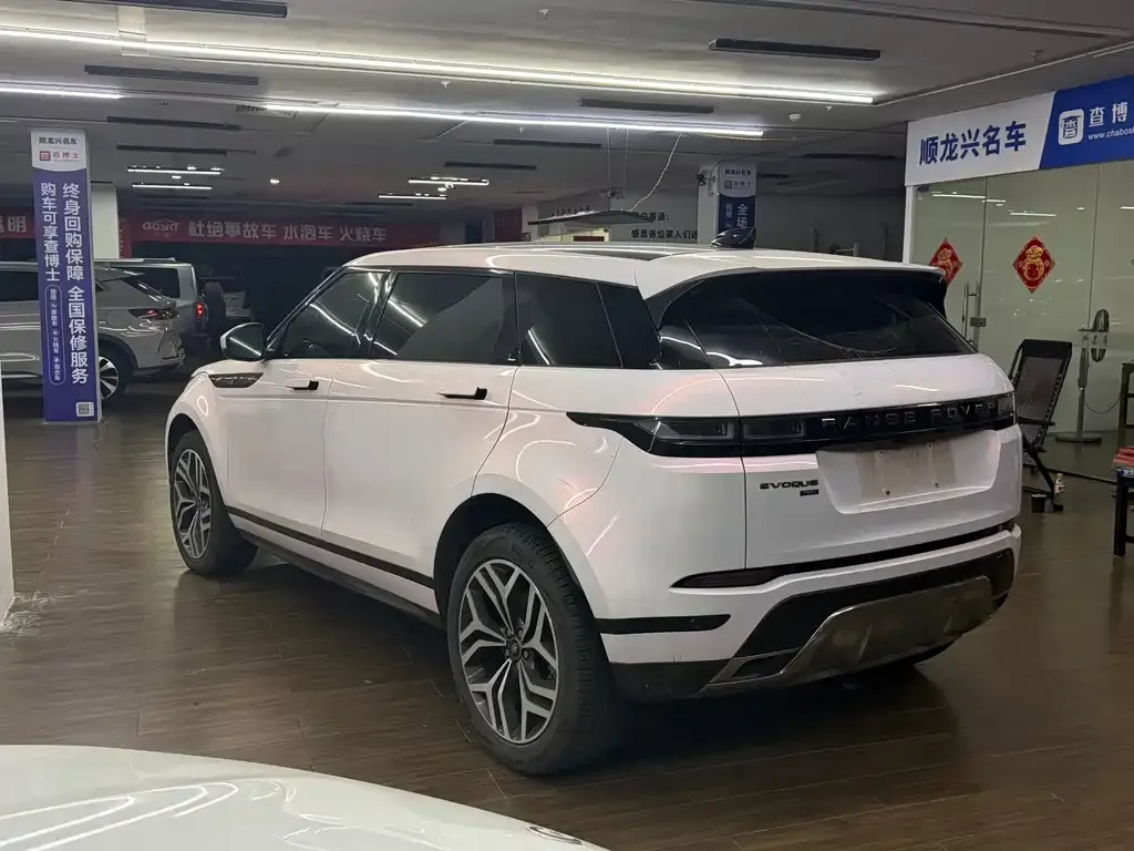 Land Rover Evoque — фото 7
