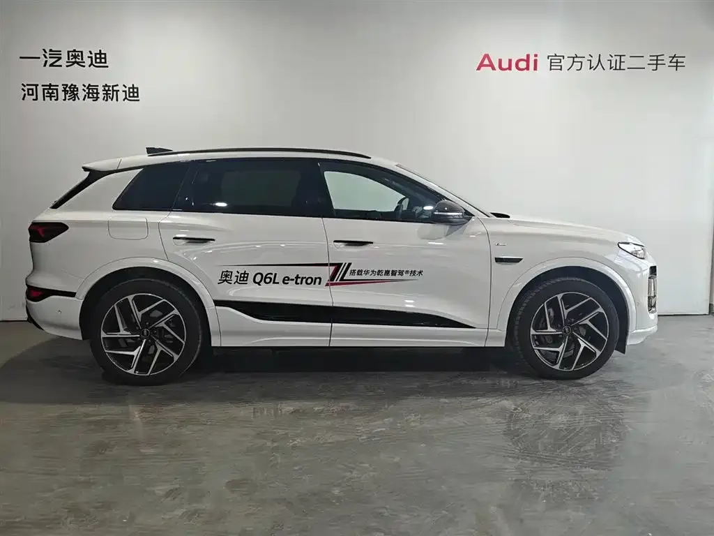 Audi Q6L e-tron — фото 8
