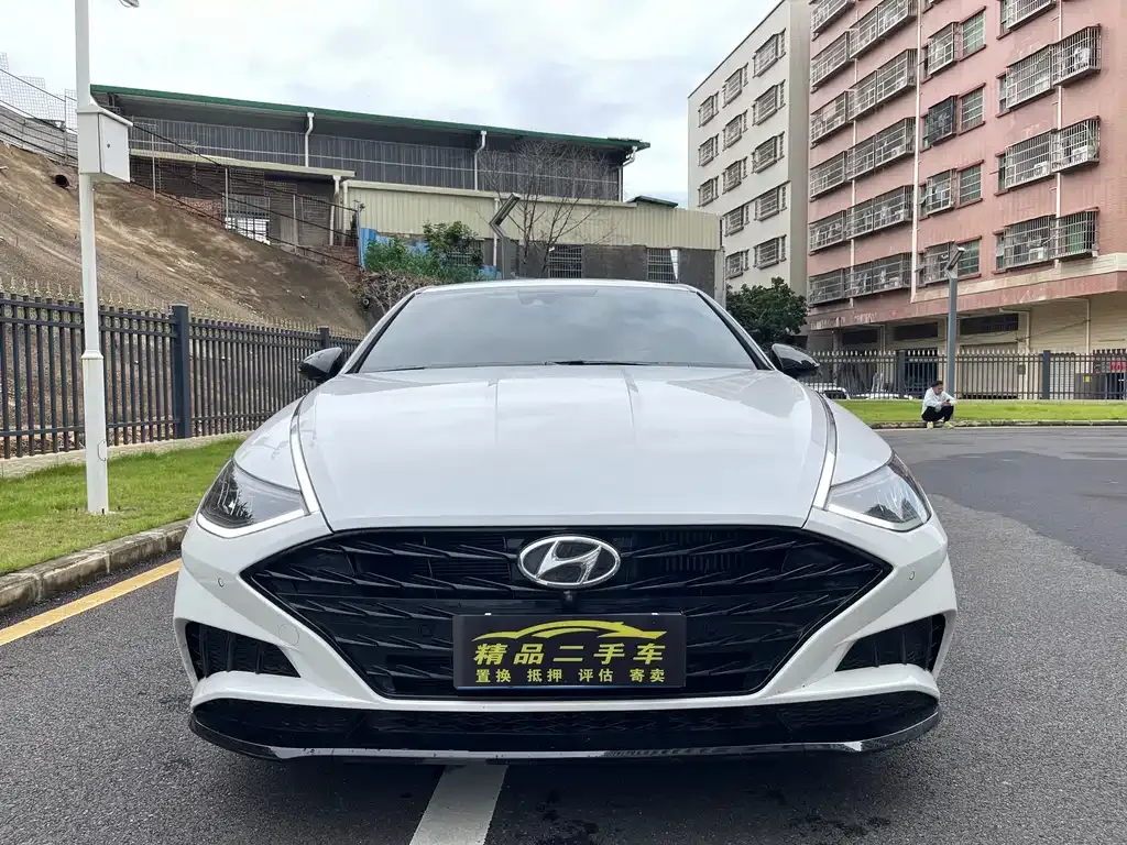 Hyundai Sonata — фото 4