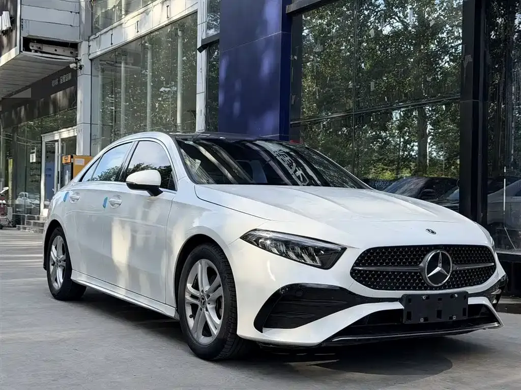 Mercedes-Benz A-Class — фото 7