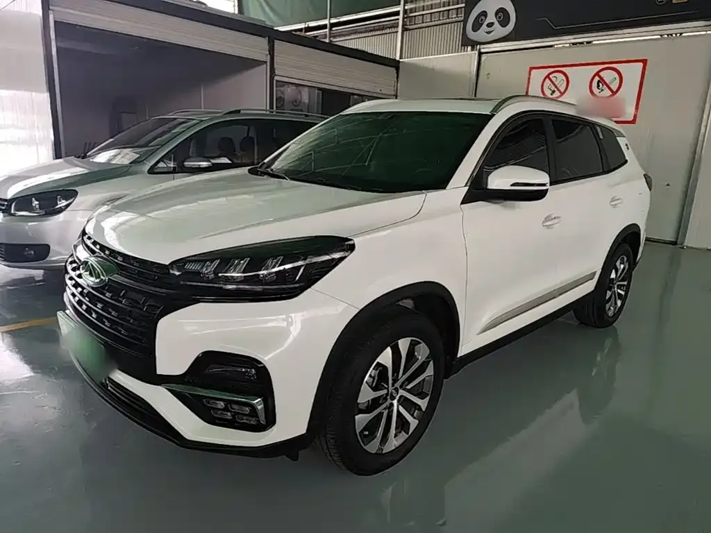 Chery Tiggo 8 — фото 10
