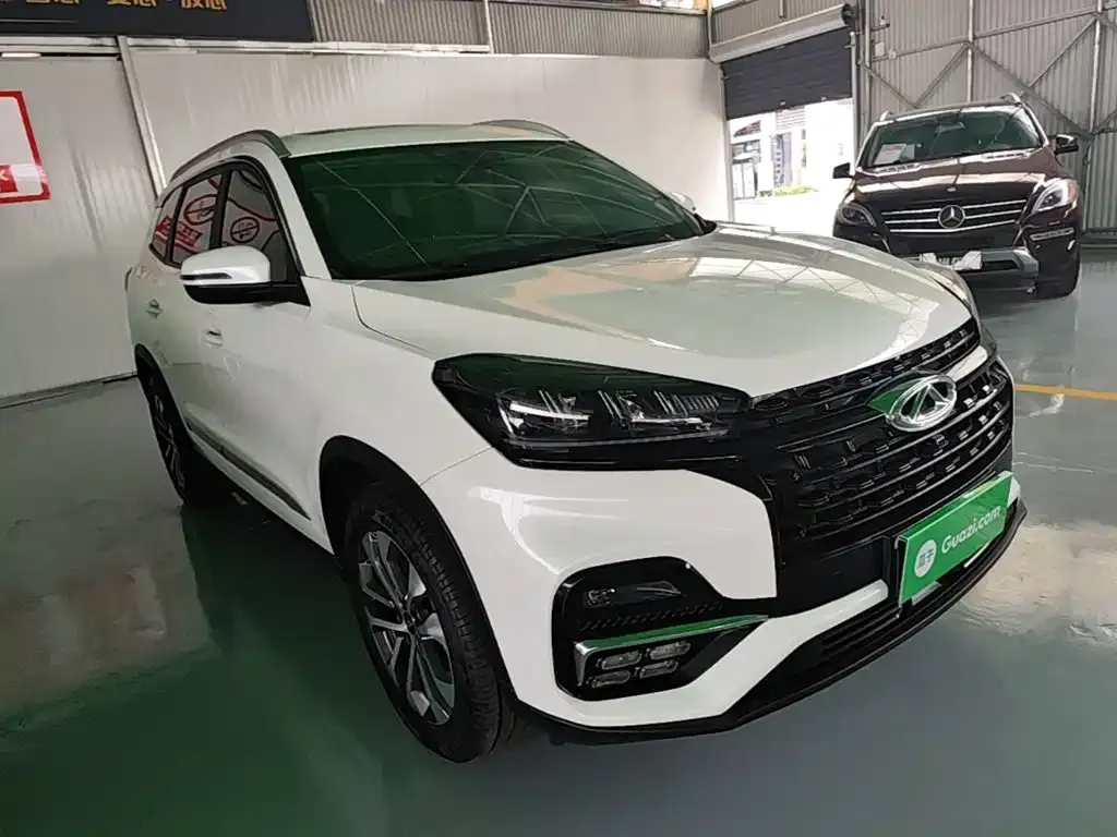 Chery Tiggo 8 — фото 8