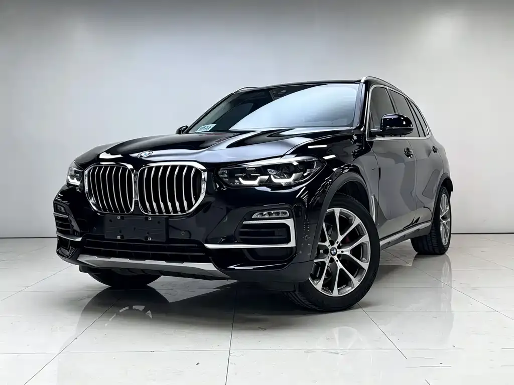 BMW X5 (Import) — фото 1