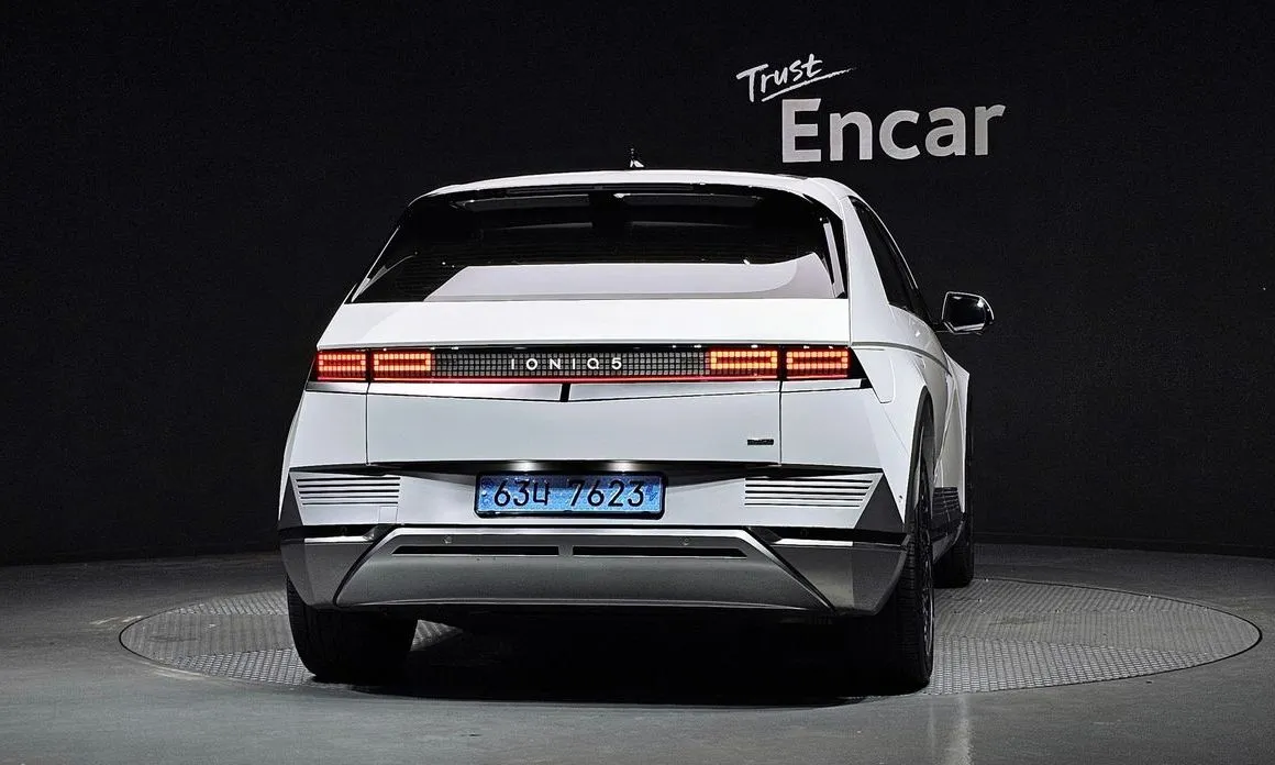 Hyundai Ioniq5 — фото 10