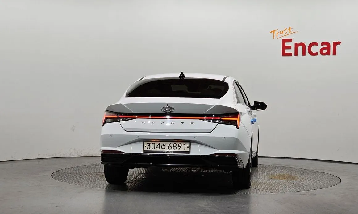 Hyundai AVANTE — фото 3