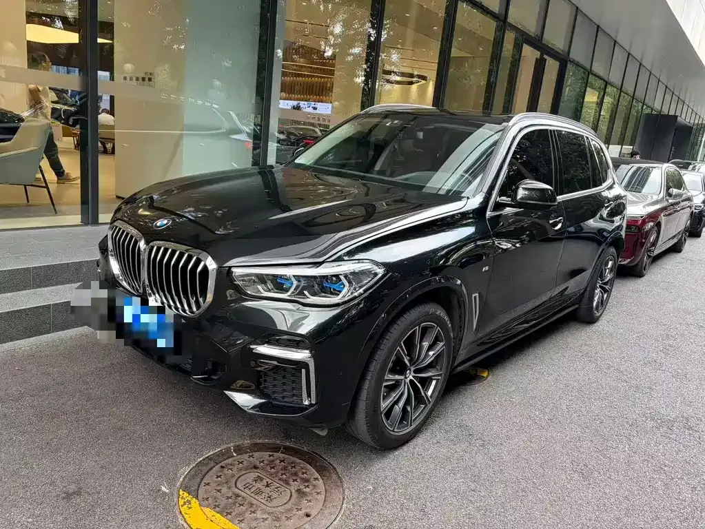 BMW X5 — фото 1