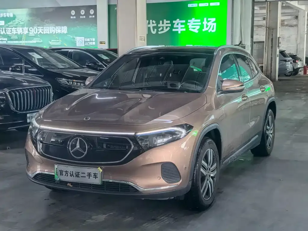 Mercedes-Benz EQA — фото 1