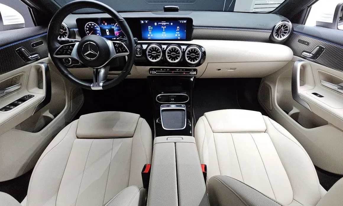Mercedes-Benz A-Class — фото 10