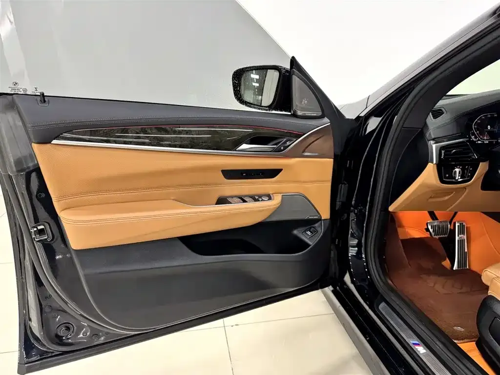 BMW 6 Series GT — фото 9
