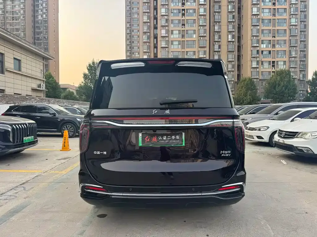 Hongqi HQ9 PHEV — фото 7