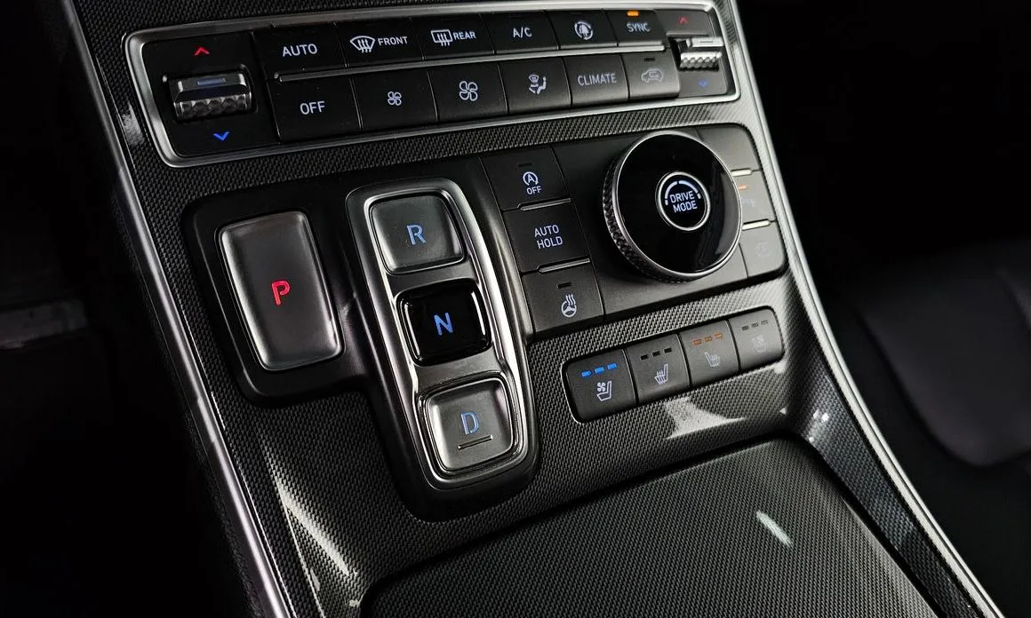 Hyundai Santafe — фото 8