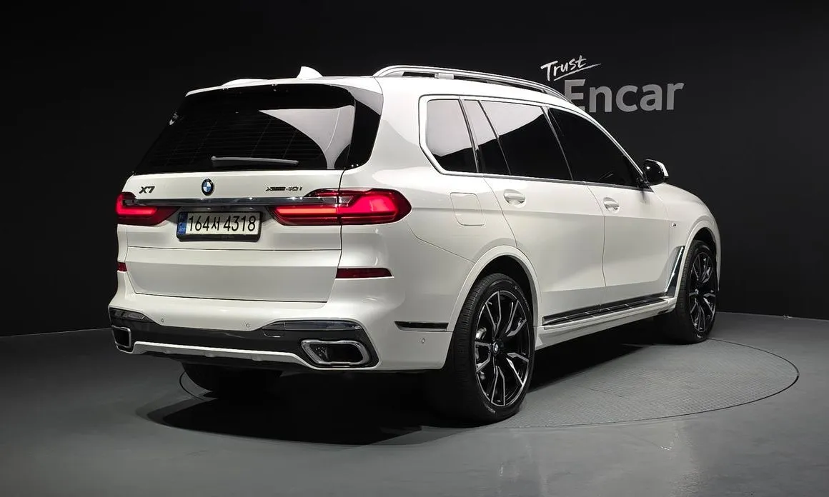BMW X7 — фото 5