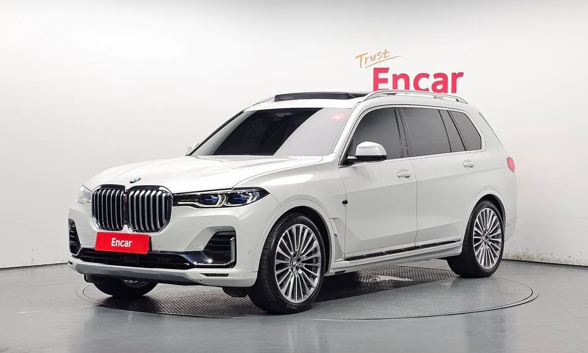 BMW X7 — фото 1