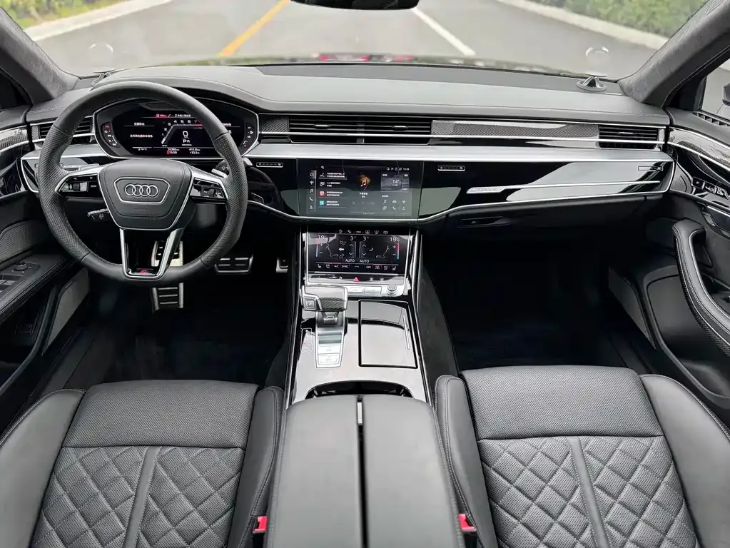 Audi S8 — фото 7