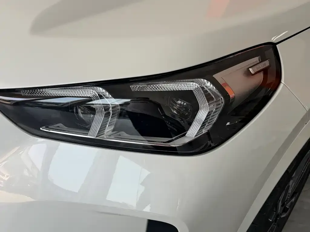 BMW X1 — фото 2