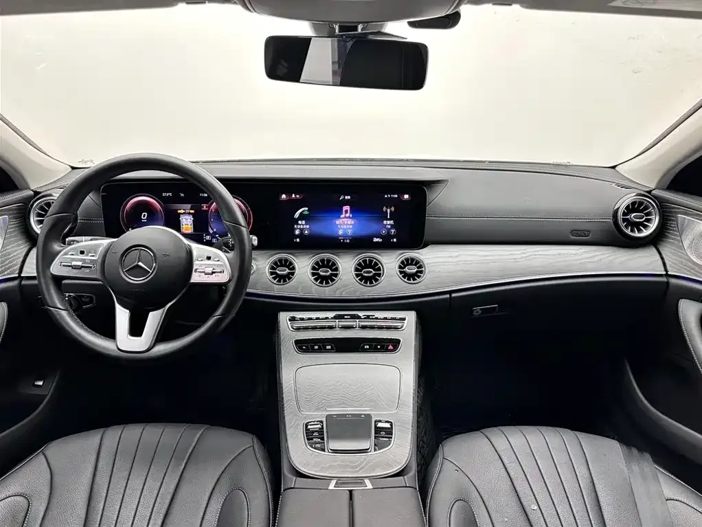 Mercedes-Benz CLS — фото 10