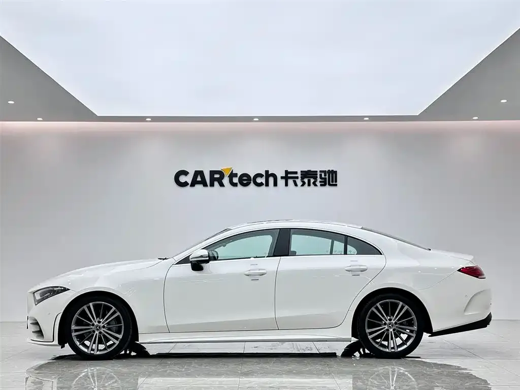 Mercedes-Benz CLS — фото 6