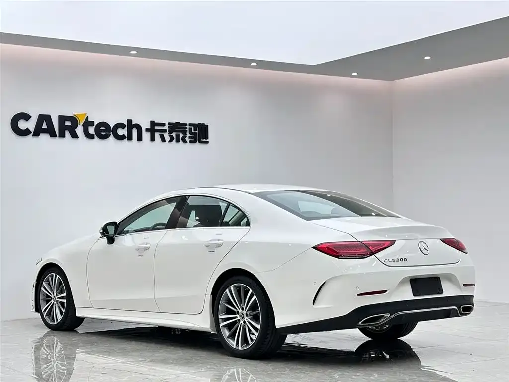 Mercedes-Benz CLS — фото 4