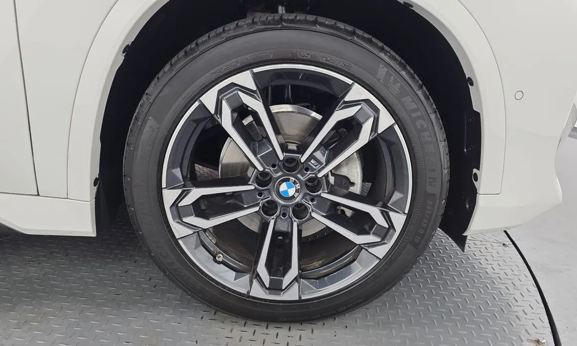 BMW X1 — фото 10