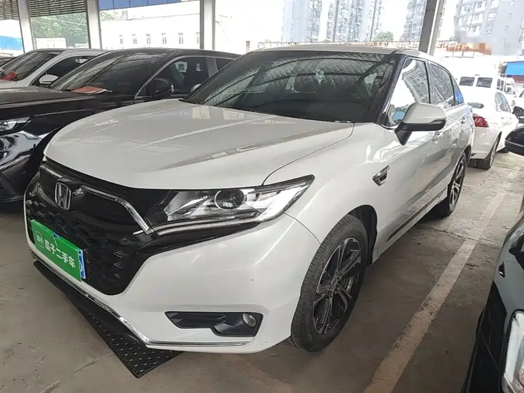 Honda UR-V — фото 1