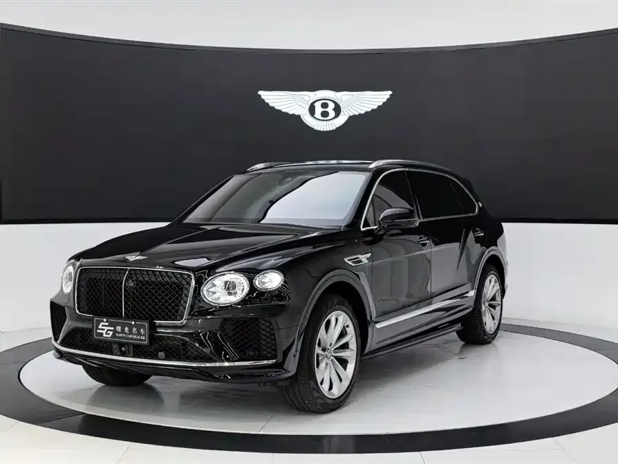 Bentley Bentayga — фото 1