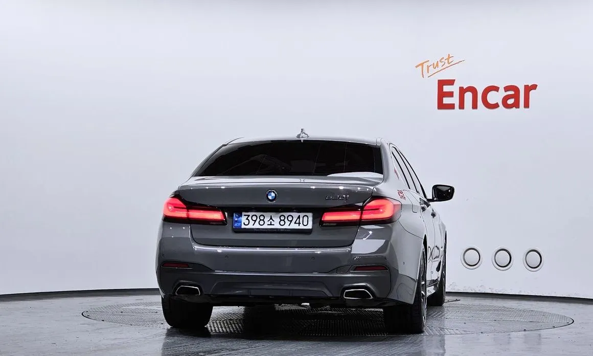 BMW 5-Series — фото 4