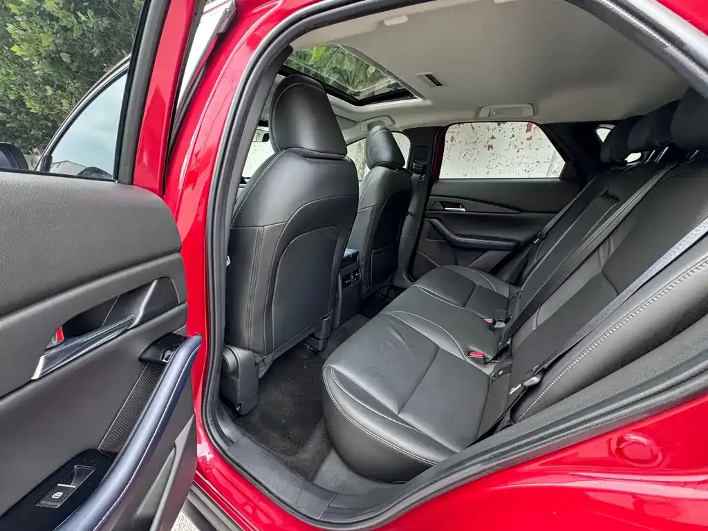 Mazda CX-30 — фото 6