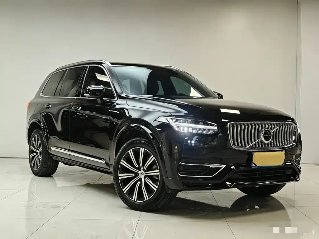 Volvo XC90 — фото 7