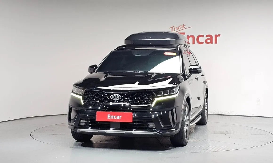 Kia Sorento — фото 10