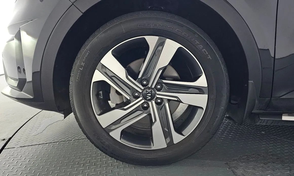 Kia Sorento — фото 8