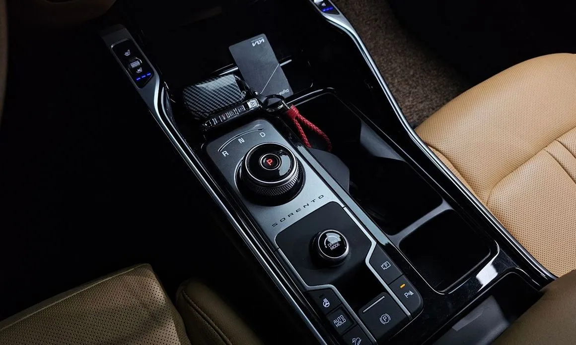 Kia Sorento — фото 3