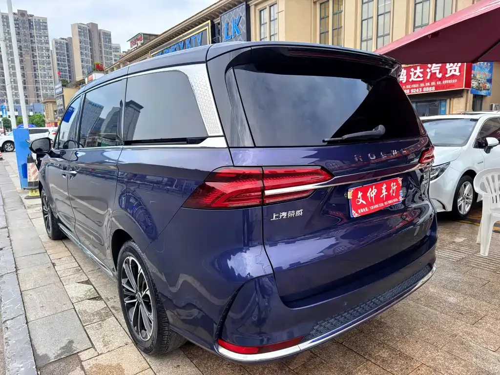 Roewe iMAX8 — фото 10