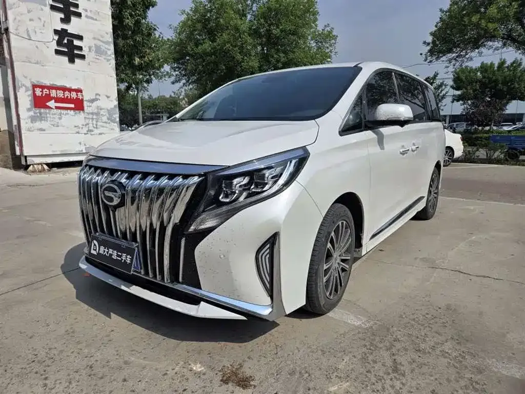 GAC Motor Trumpchi M8 — фото 1