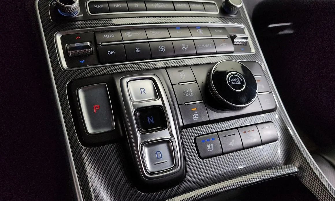 Hyundai Santafe — фото 8