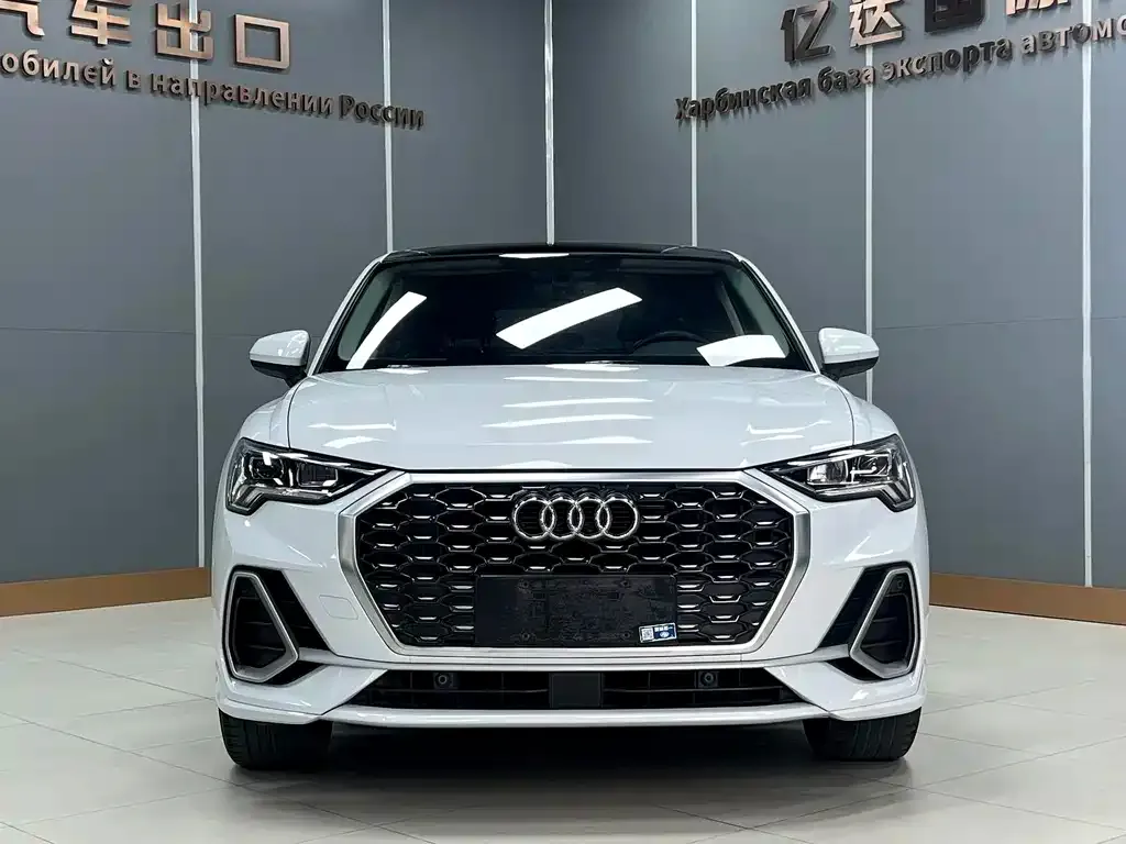 Audi Q3 Sportback — фото 8