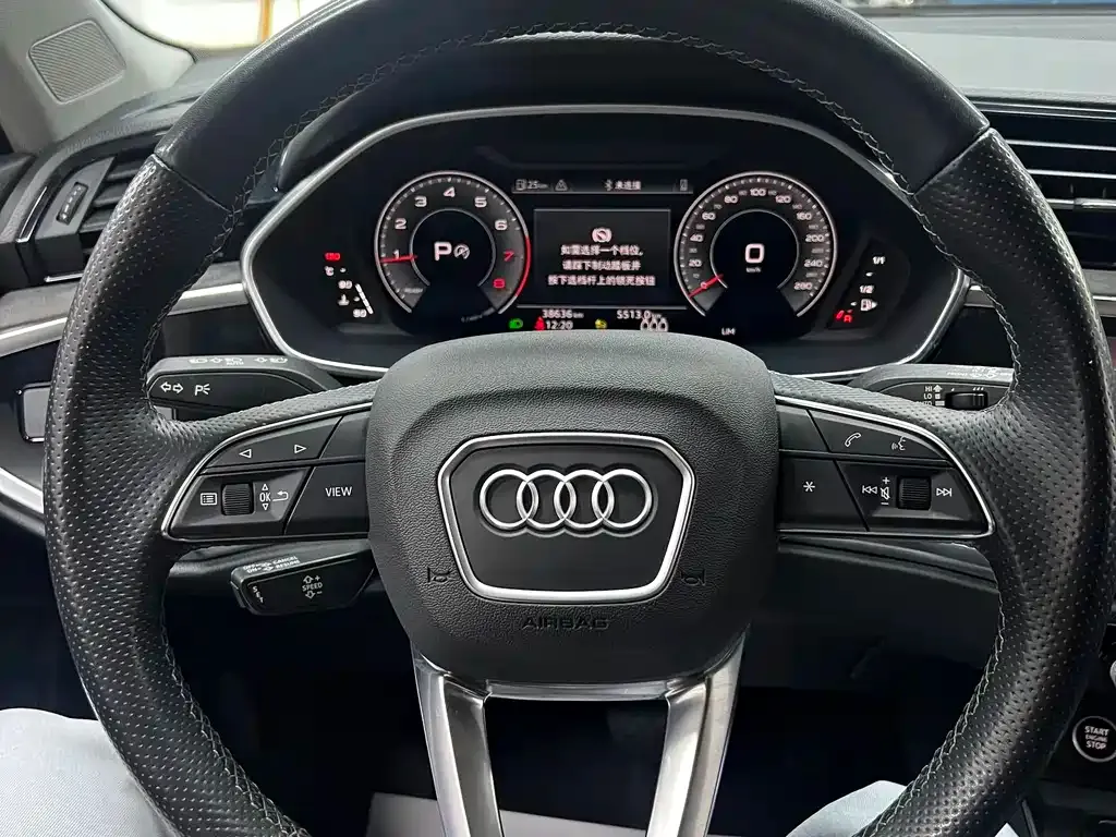 Audi Q3 Sportback — фото 9