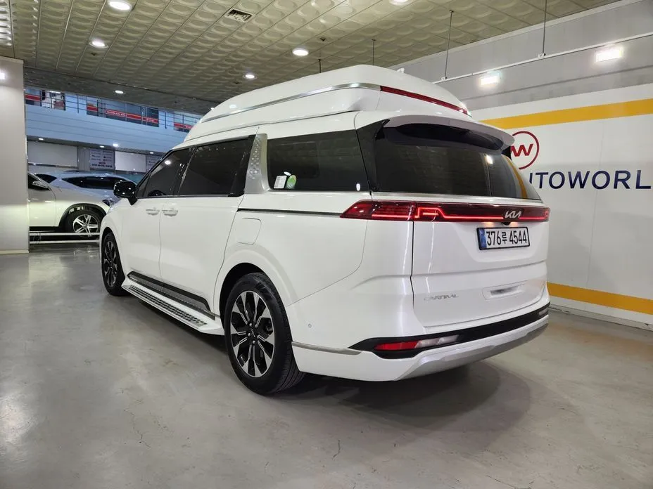 Kia Carnival — фото 10