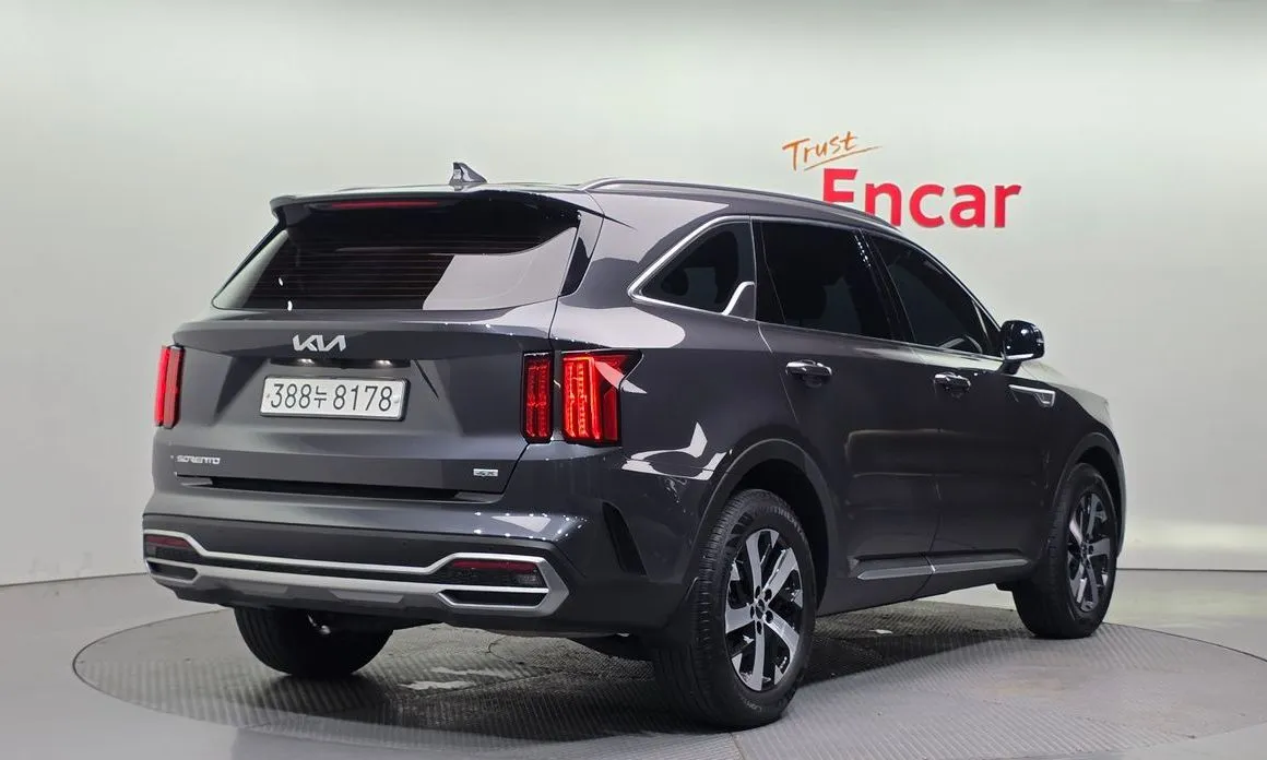 Kia Sorento — фото 3
