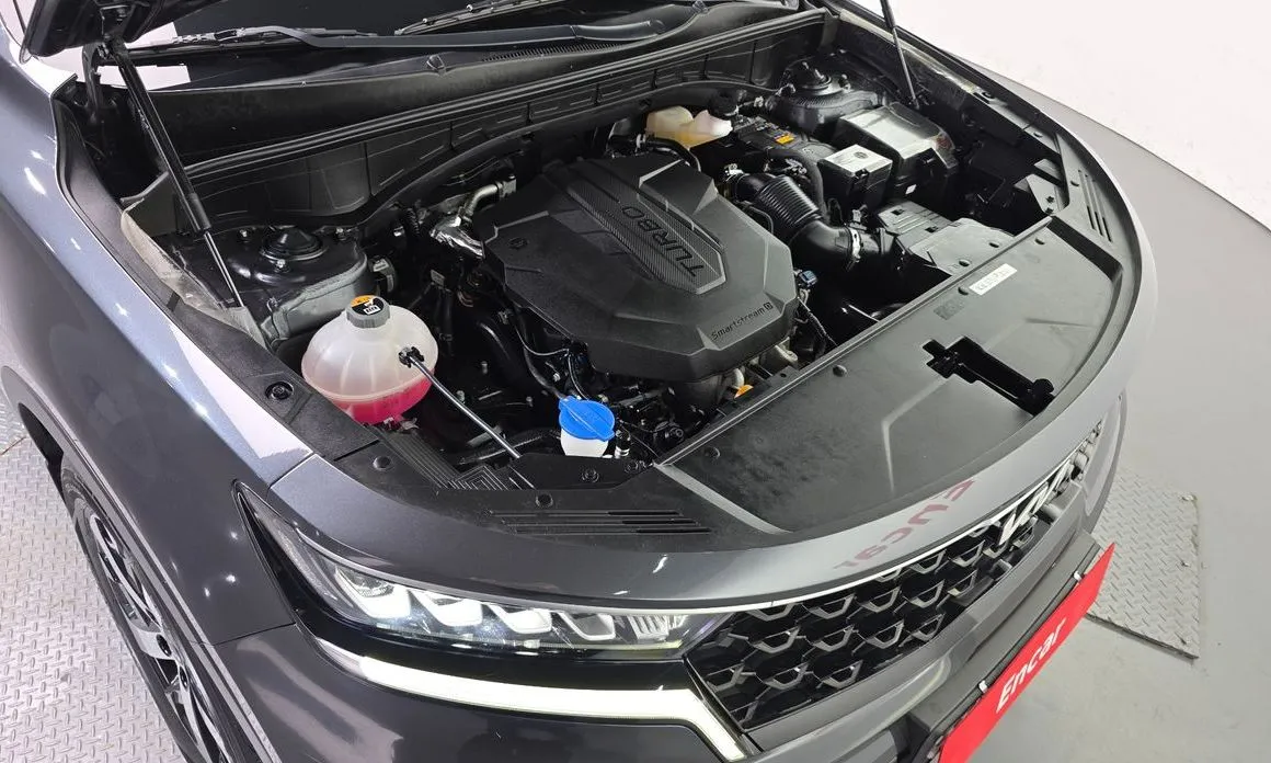 Kia Sorento — фото 10