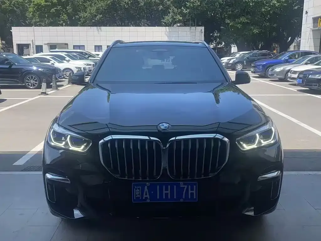 BMW X5 — фото 2