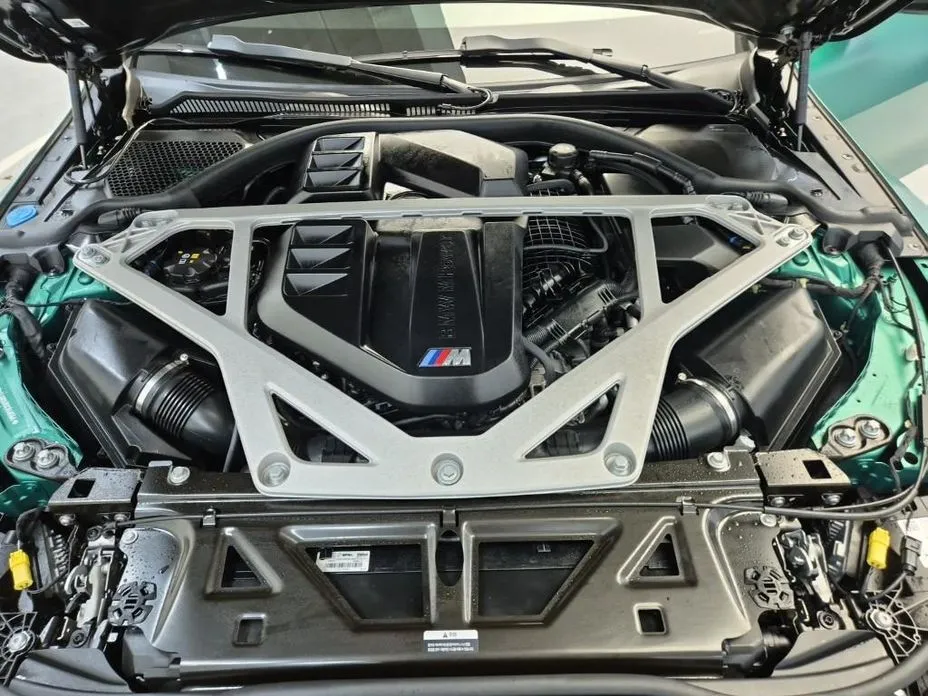 BMW M4 — фото 10