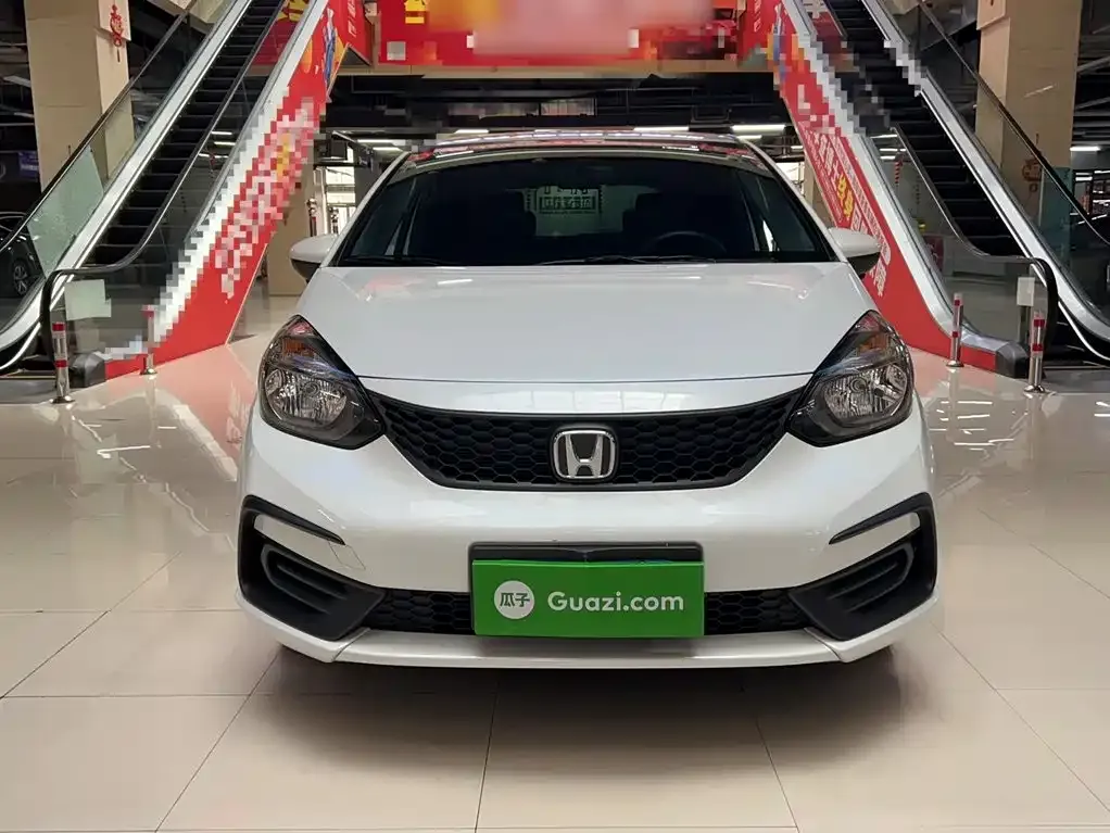 Honda Fit — фото 10