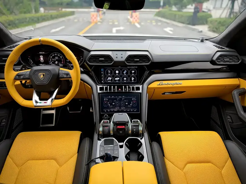 Lamborghini Urus — фото 4