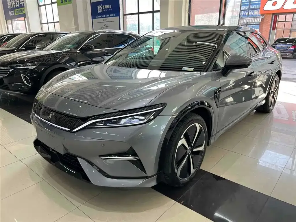 BYD L EV — фото 1