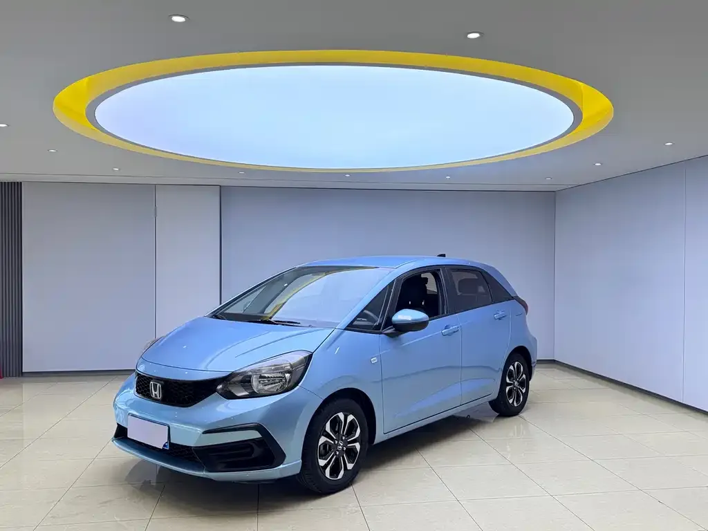 Honda Fit — фото 1