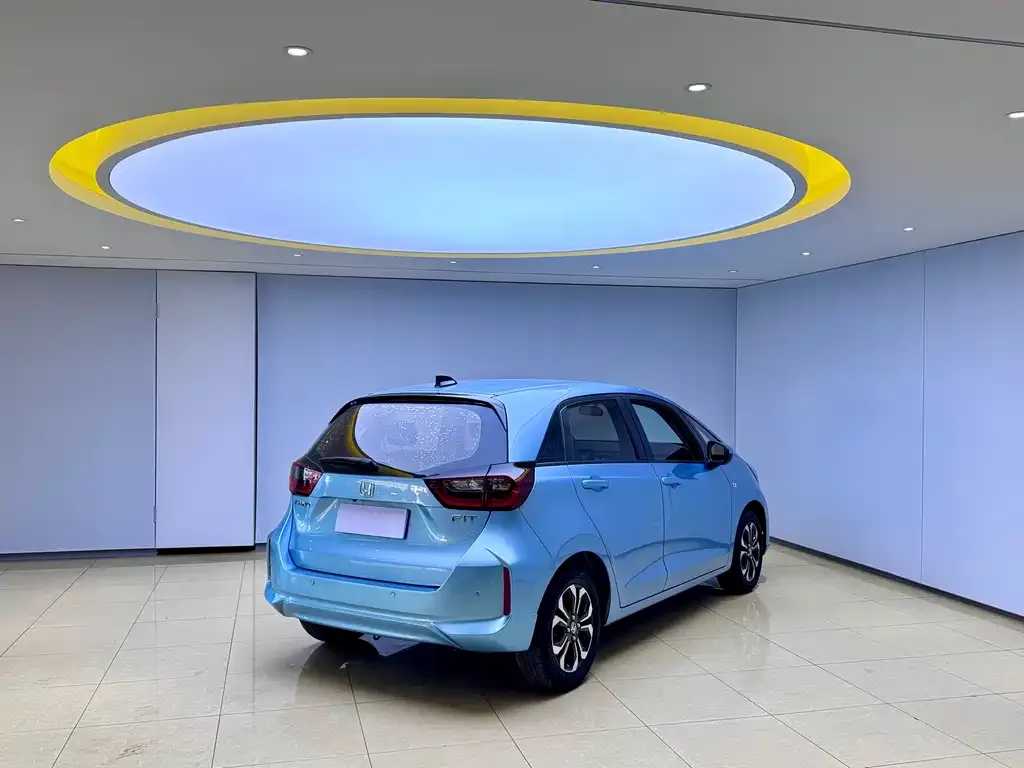 Honda Fit — фото 3